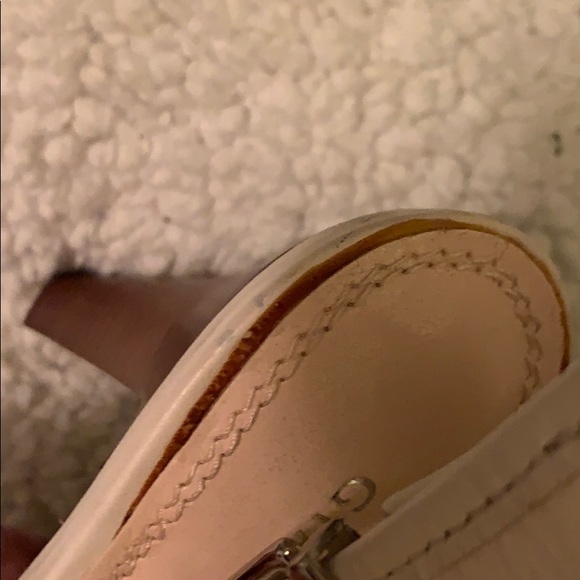 Gianni Bini Heeled Wedge - Picture 2 of 5